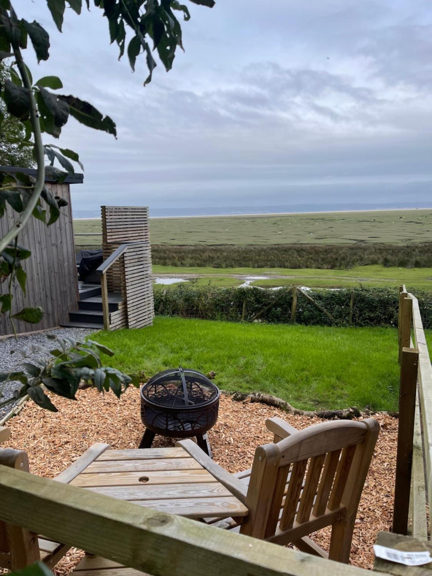 The Rhossili Bay Secret Villa Swansea Bagian luar foto