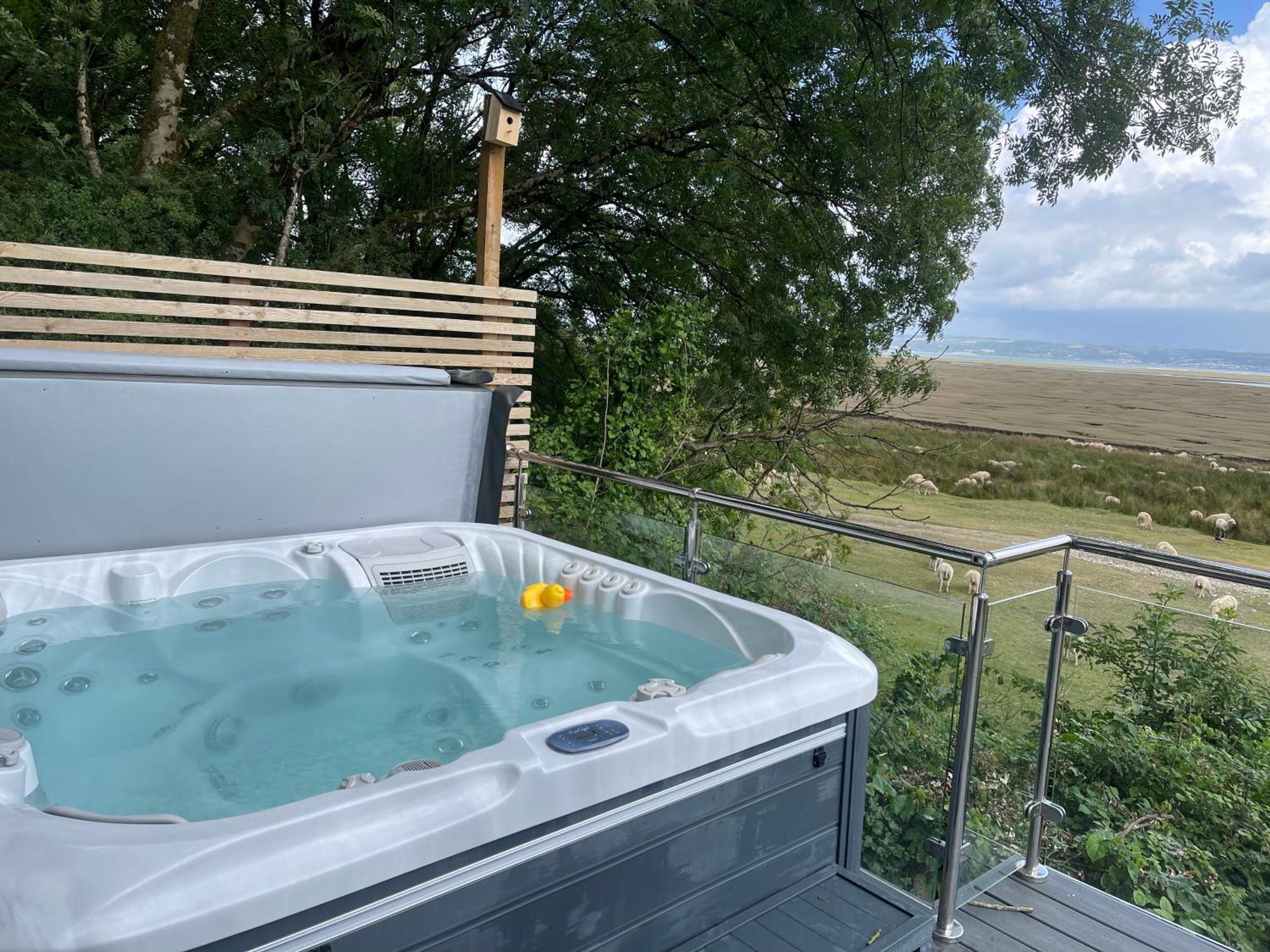 The Rhossili Bay Secret Villa Swansea Bagian luar foto